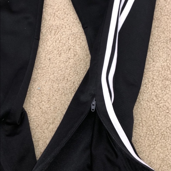 sweatpants - Picture 2 of 3